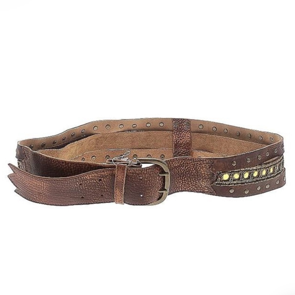 ISO vintage betsey Johnson belt